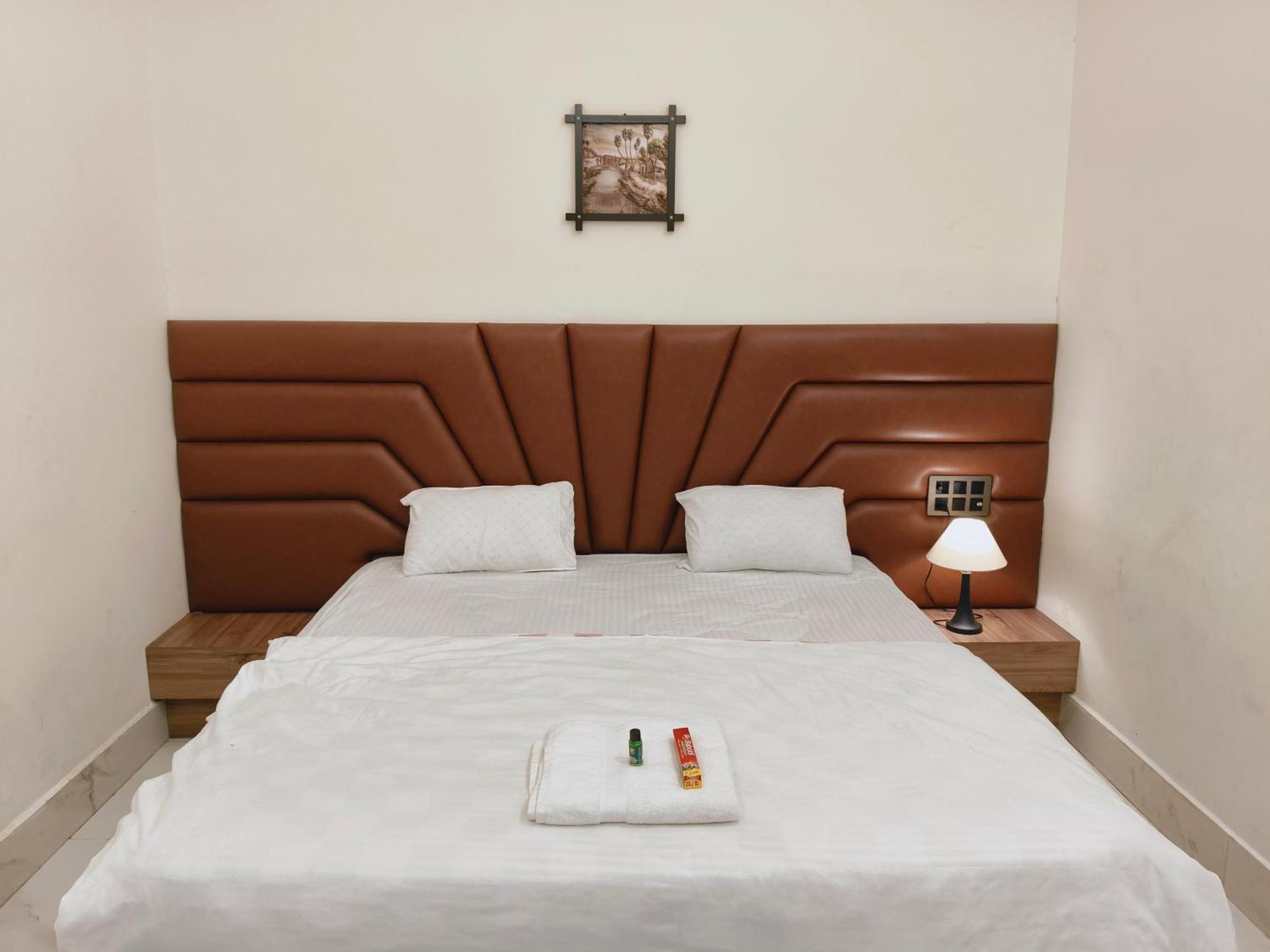 Hotel Modi Palace, Chanderi Mp Экстерьер фото
