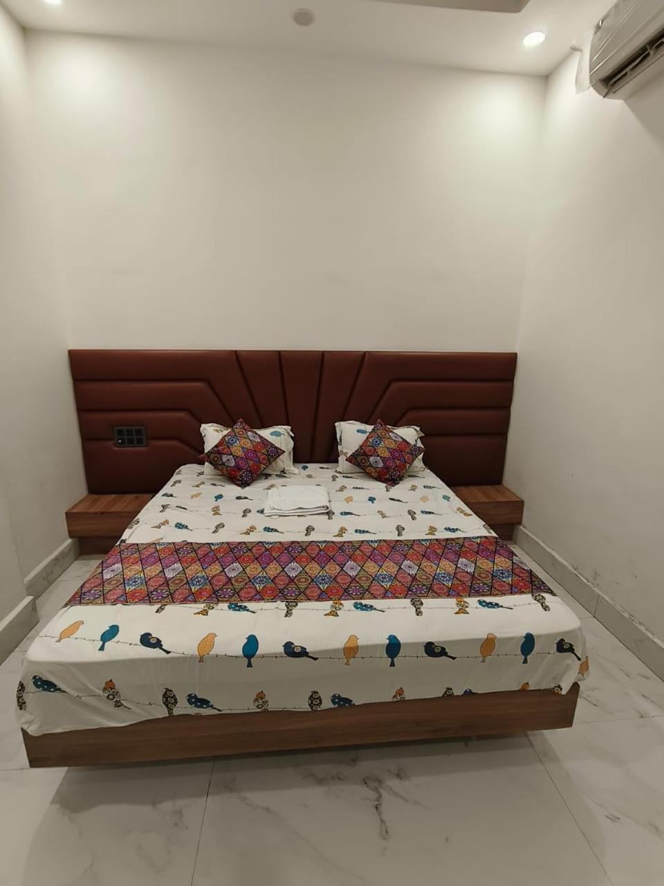 Hotel Modi Palace, Chanderi Mp Экстерьер фото